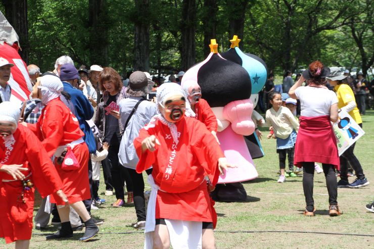 花立山春の茶会