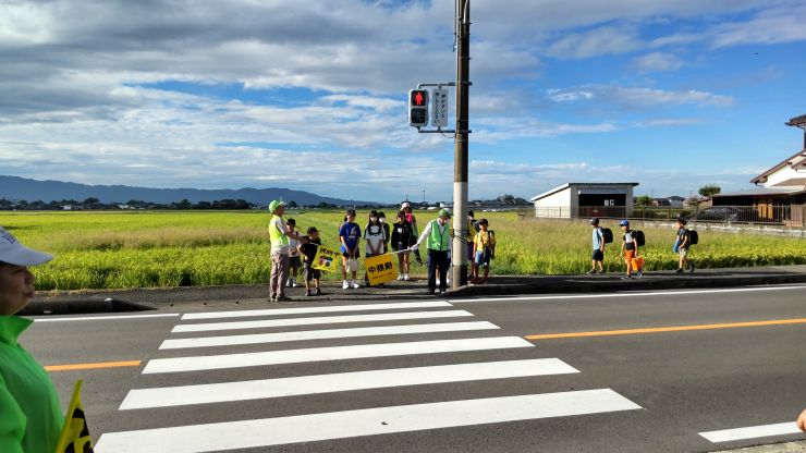 R6.9.10（御原小学校挨拶運動）.JPG